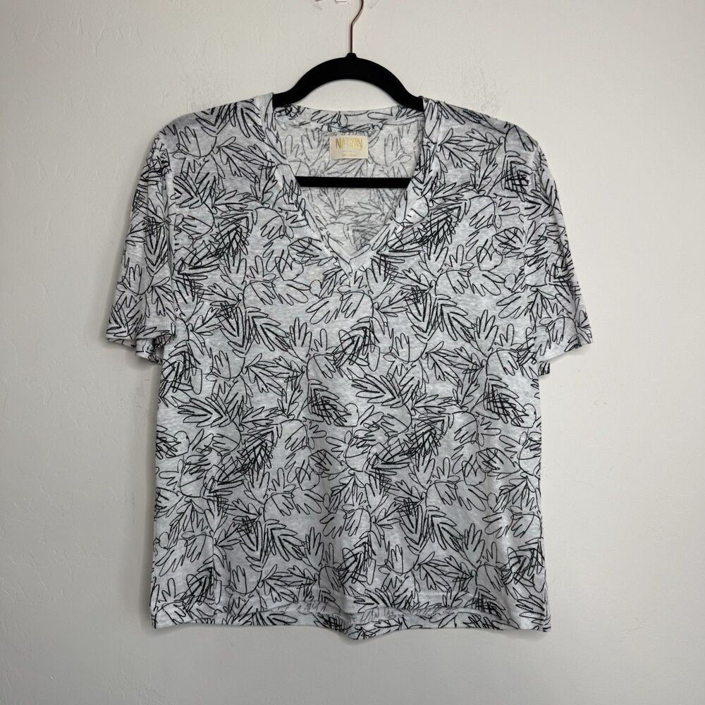 Nation LTD V Neck Black Leaf Print Abstract Boxy T Shirt Lightweight Casual